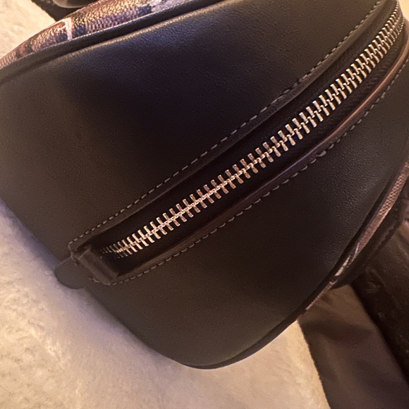 Coach x Mint serf Sydney satchel - Picture 3 of 9